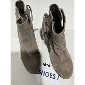 Woman’s Franco Fortini Lyza Tan Suede Side Zip Block Heel Bootie 9.5 Fringe